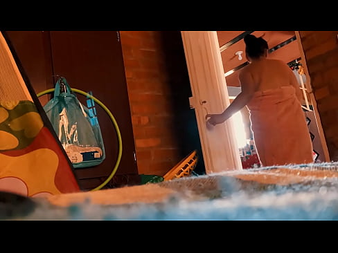 ❤️ Вујко ми ме следи во туш, ме ебе додека се туширам. Анално видео на порно mk.pornjk.ru