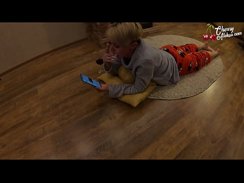 ❤️ Луда русокоса цица Огромен Дик цица и потскокнува на неа - анален секс Анално видео на порно mk.pornjk.ru